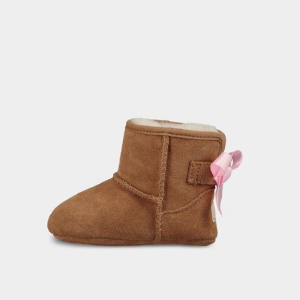 Jesse Bow UGGS